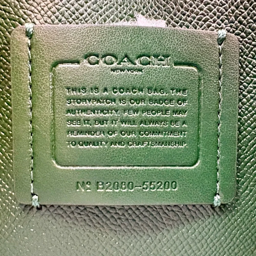 Coach Charlie Bucket 21 Crossbody Pebbled Leather Light Fern Green New Classic